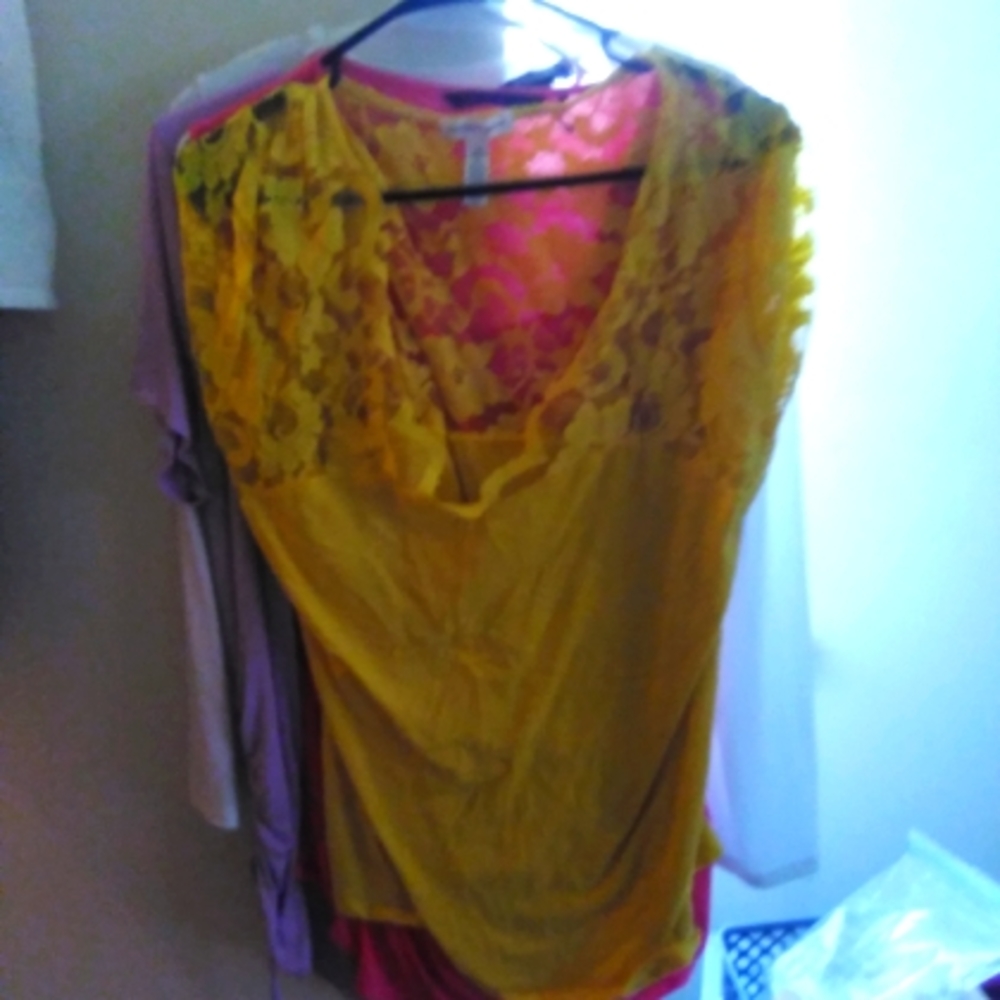 Very low cut lacey teeshirt